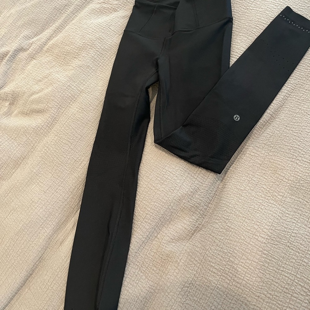 Lululemon Zoned In Tight Black size 4